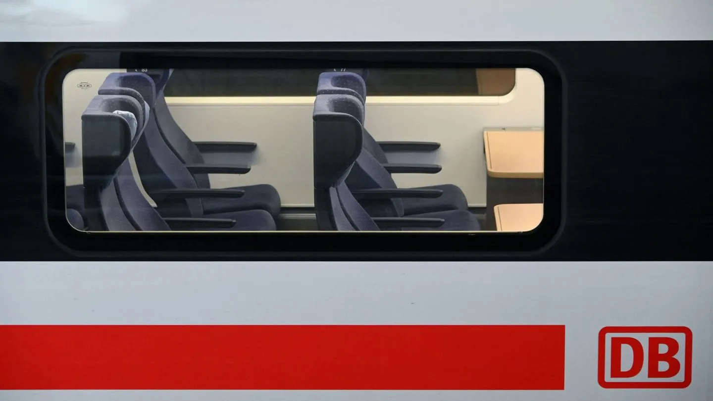 Bilger fordert Rückkehr der vergünstigten Familienreservierung bei der Deutschen Bahn