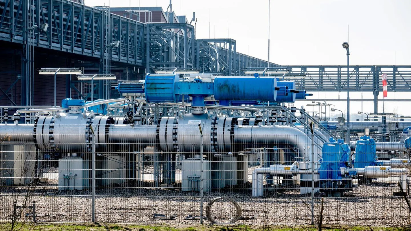 Heizperiode steht bevor: Behördenchef sieht Gasspeicher trotz Sorgen als ausreichend