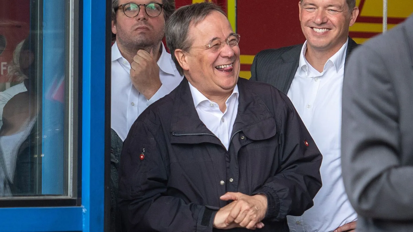 Bundestagswahl 2021: Hat der „Laschet-Lacher“ ihm wirklich die Wahl gekostet? Studie relativiert die Medienaufregung