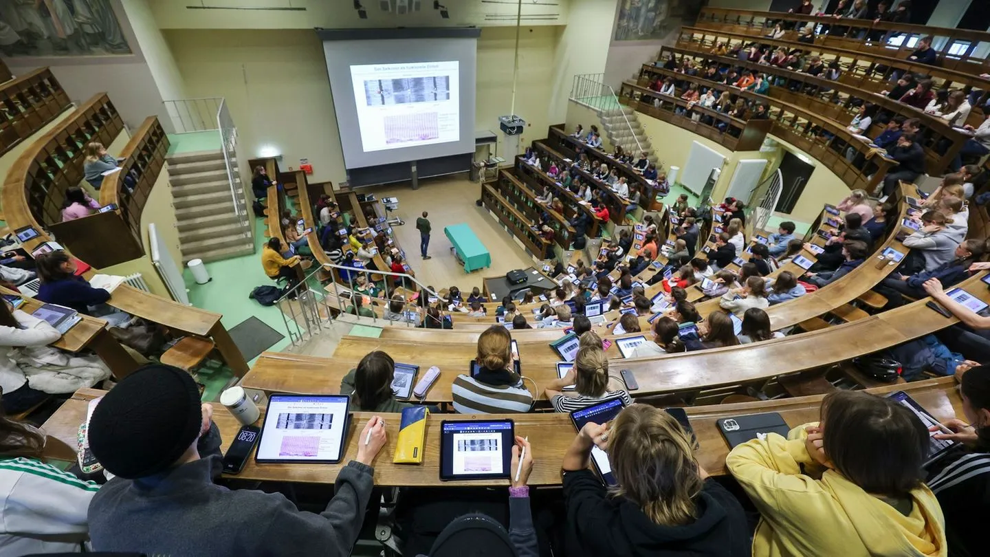 Studieren in Deutschland: Internationale Studierende zahlen sich wirtschaftlich aus