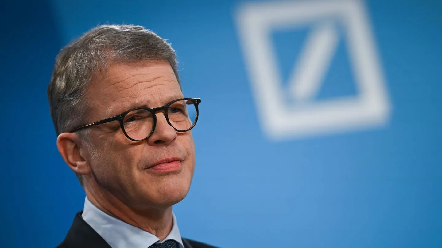 Vor Landtagswahl: Deutsche-Bank-Chef warnt vor dem Aufstieg populistischer Kräfte